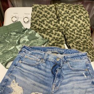 3 women’s shorts size large